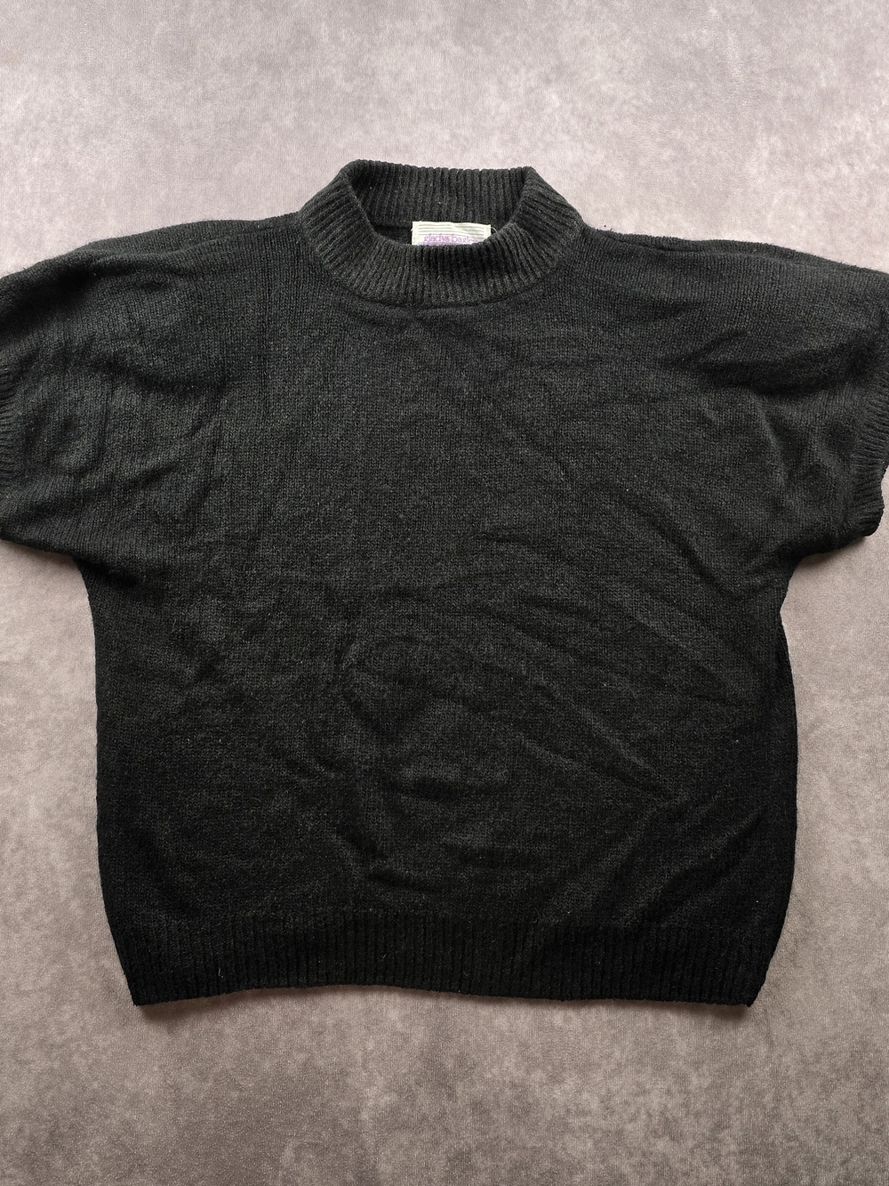 Women’s Black Crewneck Short-Sleeve Sweater